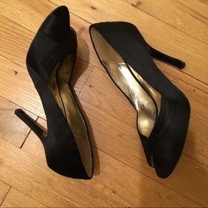 Peep toe satin heels size 6